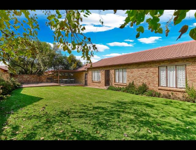 3 BEDROOM APARTMENT RENTED IN NORTH RIDING